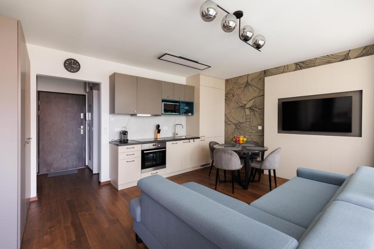 Villa Bauhaus Wellness Apartman 102 Siofok Exterior photo
